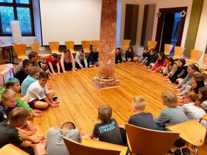 b40fb4-f625-4334-81c6-36ef0eb5e9cd