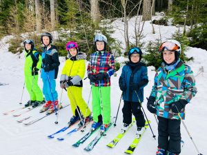 e53-b702-4fe9-8db4-e0fa67d